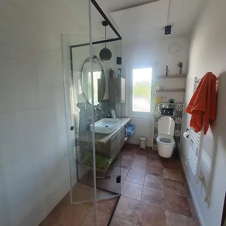 Entire House In The Heart Of Kozana