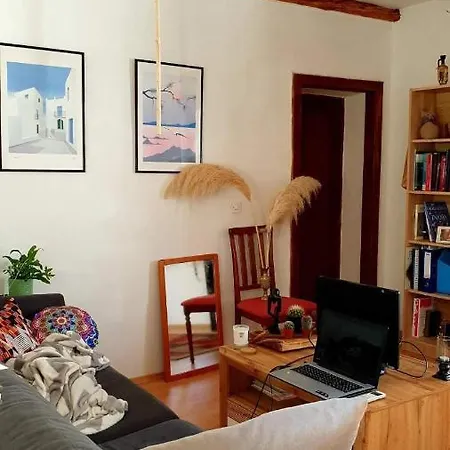 Entire House In The Heart Of Kozana Alloggio in famiglia